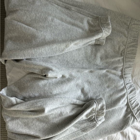 Lululemon Relaxed Full length joggers - Picture 2 of 3